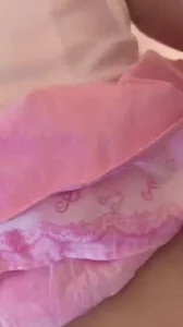 母狗学生妹边艹边舔脚